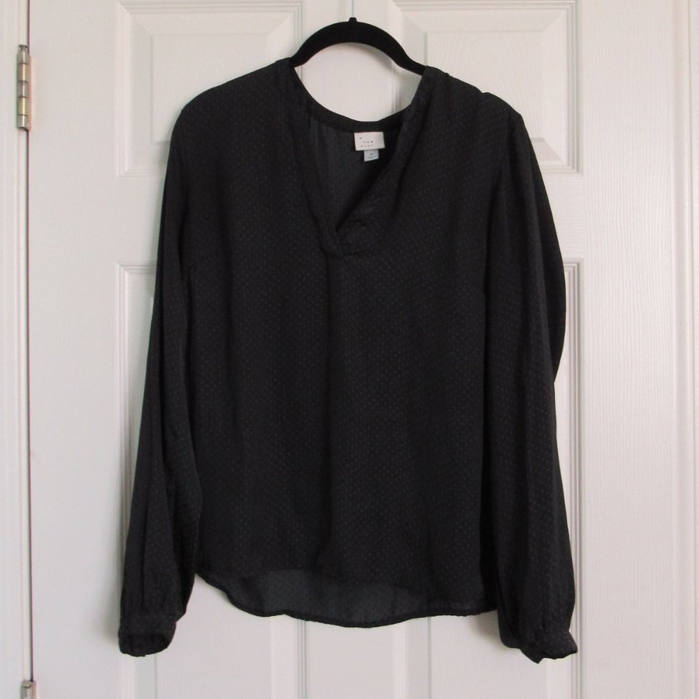 A New Day S Two Toned Black Blouse